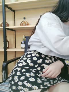 酒店约炮打高尔夫认识的大奶子少妇 巨乳黑丝 高清露脸